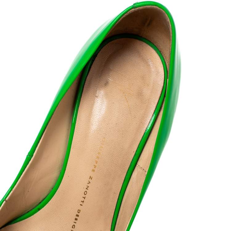 Pre Owned Giuseppe Zanotti Green Patent Leather  Pointed Toe Pumps Size 39