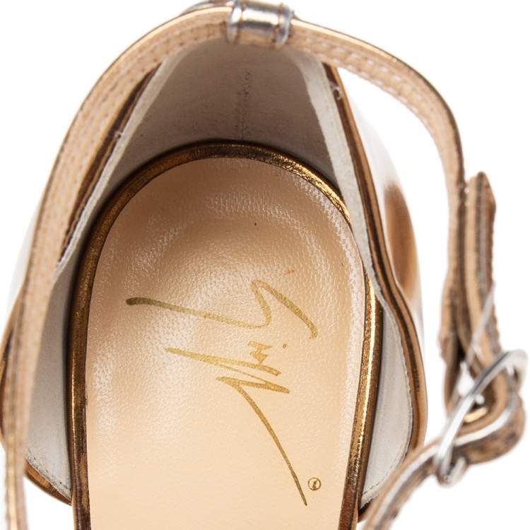 Pre Owned Giuseppe Zanotti Dull Gold/Copper Mirror Leather Heelless Peep-Toe Platform Sandals Size 38.5 