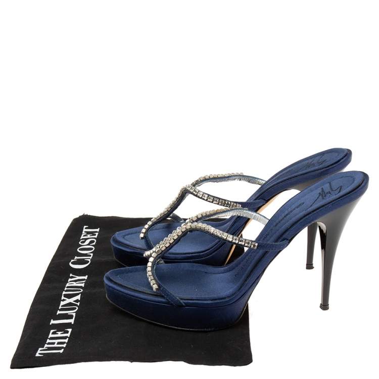 مملوكة مسبقًا Giuseppe Zanotti Navy Blue Satin Crystal Embellished Platform Slide Sandals Size 37