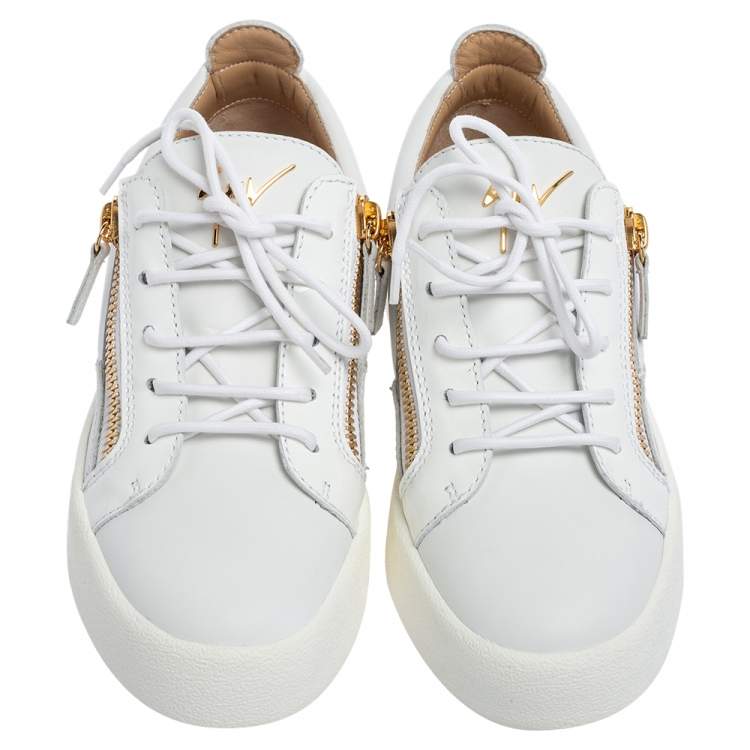مملوكة مسبقًا Giuseppe Zanotti White Patent And Leather London Low Top Sneakers Size 39