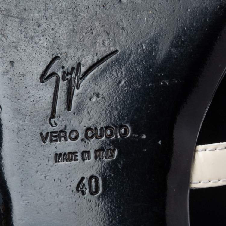 Pre Owned Giuseppe Zanotti Black/White Patent Leather Gladiator Flat Sandals Size 40