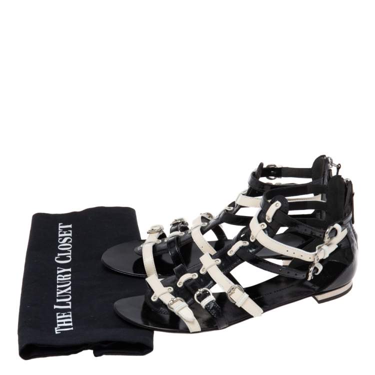 Pre Owned Giuseppe Zanotti Black/White Patent Leather Gladiator Flat Sandals Size 40