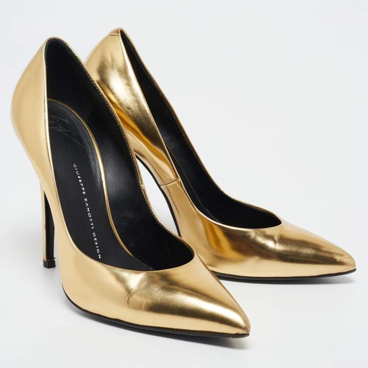 Pre Owned Giuseppe Zanotti Gold Leather Pointed Toe Pumps Size 40.5