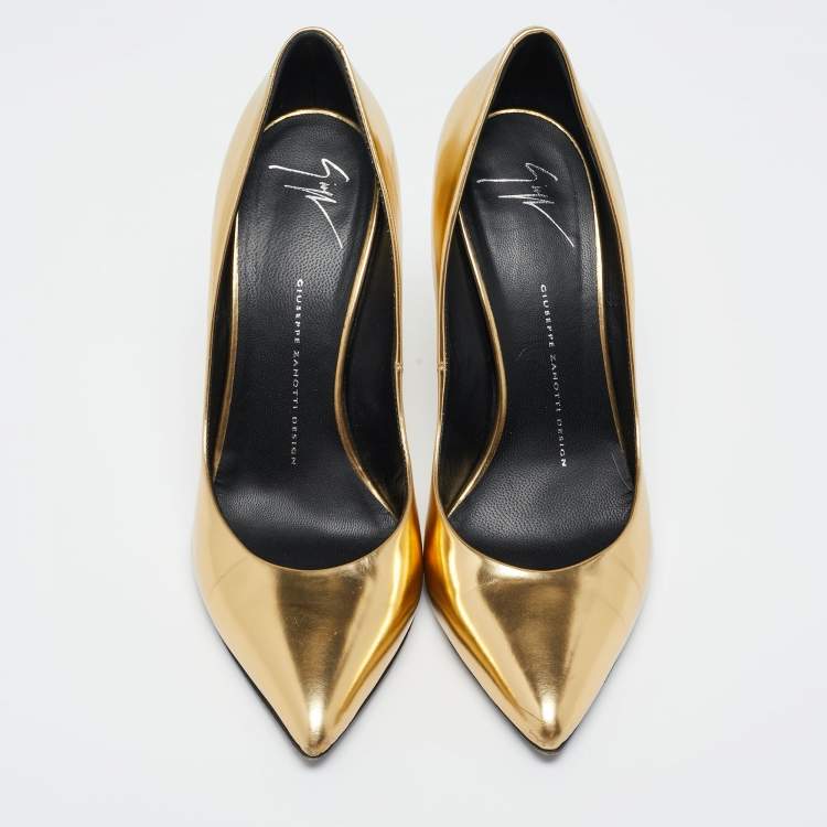 Pre Owned Giuseppe Zanotti Gold Leather Pointed Toe Pumps Size 40.5