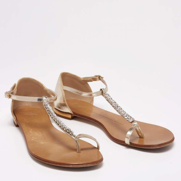 Pre Owned Giuseppe Zanotti Silver Leather T Strap Crystal Embellished Flat Sandals Size 38
