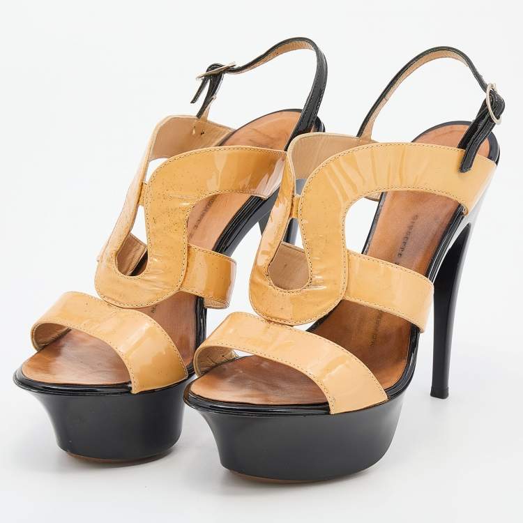 Pre Owned Giuseppe Zanotti Beige/Black Patent Leather Platform Ankle Strap Sandals Size 37