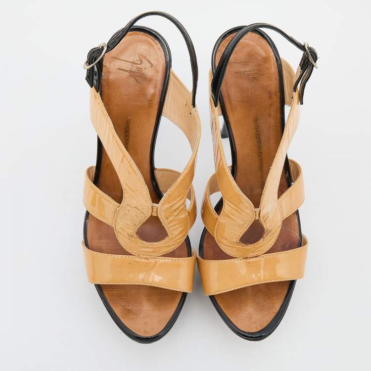 Pre Owned Giuseppe Zanotti Beige/Black Patent Leather Platform Ankle Strap Sandals Size 37