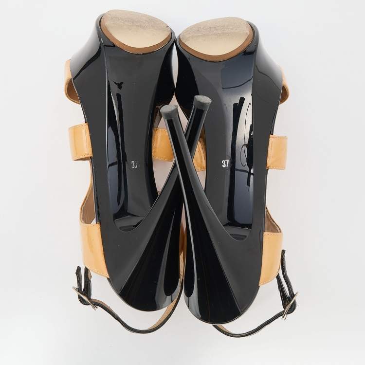 Pre Owned Giuseppe Zanotti Beige/Black Patent Leather Platform Ankle Strap Sandals Size 37