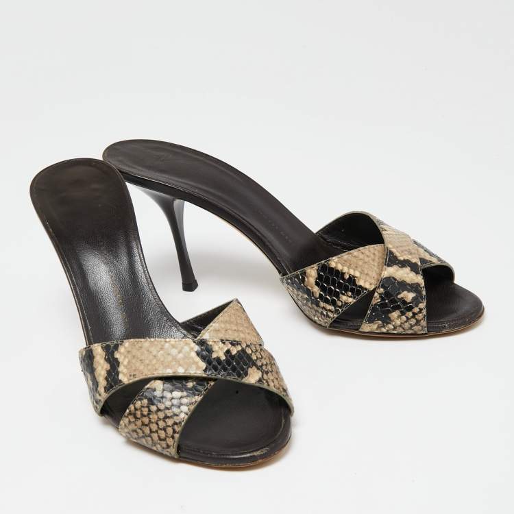 Pre Owned Giuseppe Zanotti Black/Grey Snakeskin Embossed Leather Criss Cross Slide Sandals Size 39