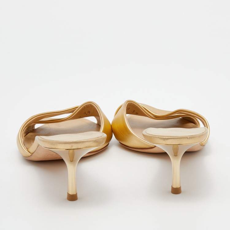 Pre Owned Giuseppe Zanotti Gold Leather Slide Sandals Size 39
