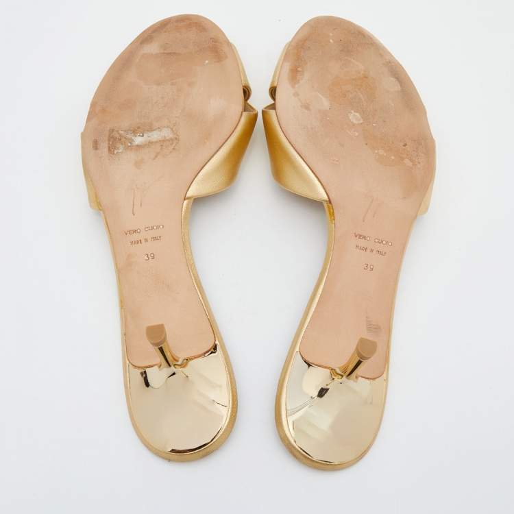 Pre Owned Giuseppe Zanotti Gold Leather Slide Sandals Size 39