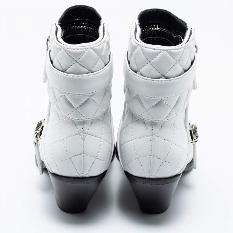 Pre Owned Giuseppe Zanotti White Quilted Leather Biker Ankle Boots Size 37.5
