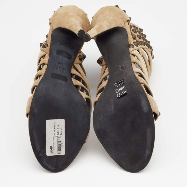 مملوكة مسبقًا Giuseppe Zanotti For Pierre Balmain Beige Suede Studded Strappy Sandals Size 40