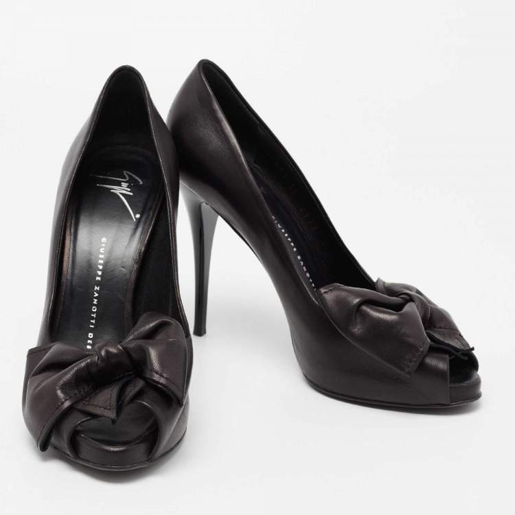 Pre Owned Giuseppe Zanotti Black Leather Bow Detail Peep Toe Pumps Size 38