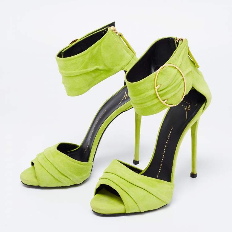 Pre Owned  Giuseppe Zanotti Green Suede Open Toe Ankle Cuff Sandals  Size 37.5