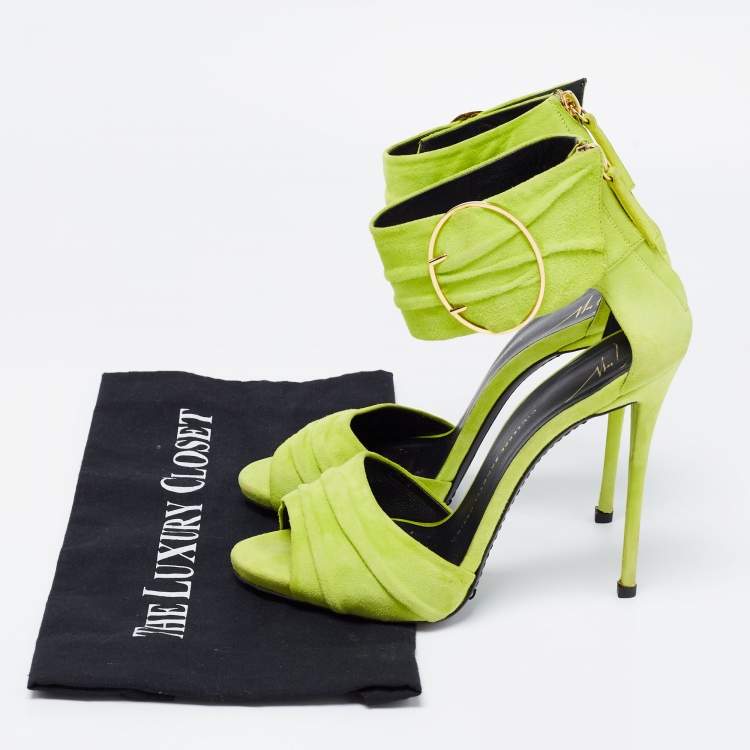 Pre Owned  Giuseppe Zanotti Green Suede Open Toe Ankle Cuff Sandals  Size 37.5