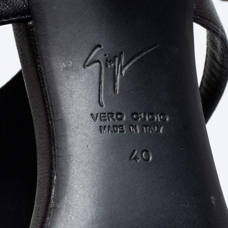 Pre Owned Giuseppe Zanotti Black Leather T-Strap Sandals Size 40
