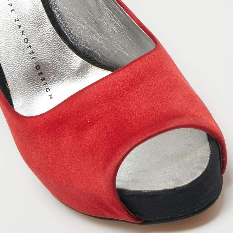 Pre Owned Giuseppe Zanotti Red Satin Peep Toe Platform Pumps Size 37