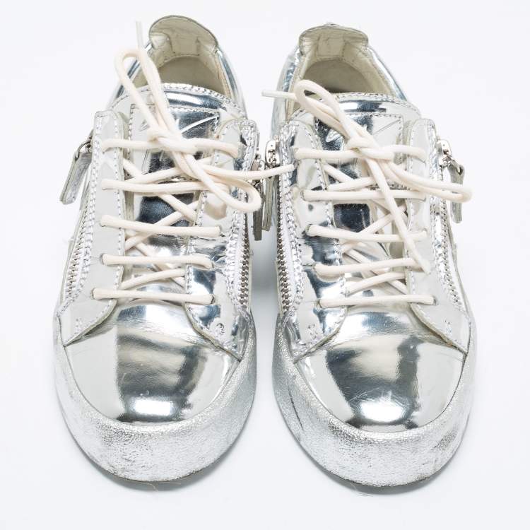 Pre Owned Giuseppe Zanotti Silver Patent Leather Frankie Low-Top Sneakers Size 37.5