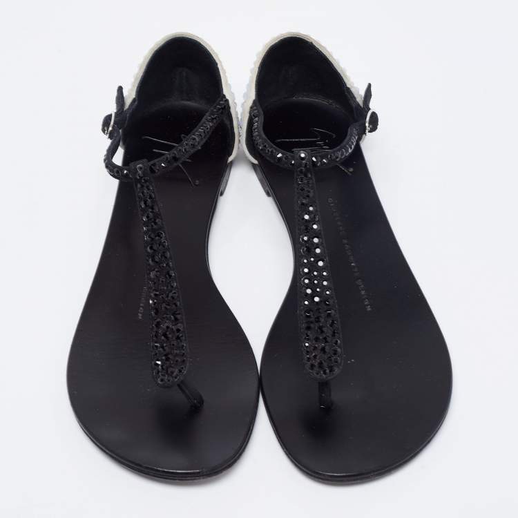 Pre Owned Giuseppe Zanotti Black/Off-White Suede Crystal Embellished T-Strap Flat Sandals Size 36