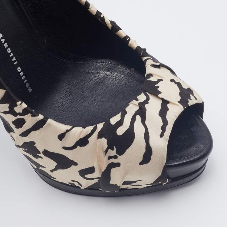 Pre Owned Giuseppe Zanotti Black/Cream Printed Satin Peep Toe Platform Pumps Size 39.5