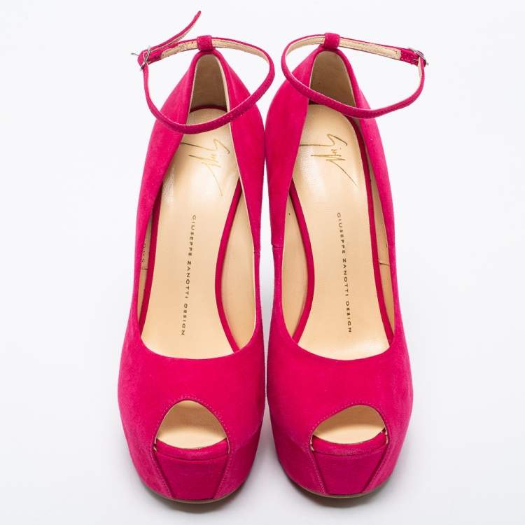 مملوكة مسبقًا Giuseppe Zanotti Pink Suede Peep Toe Heel Less Platform Ankle Strap Pumps Size 39