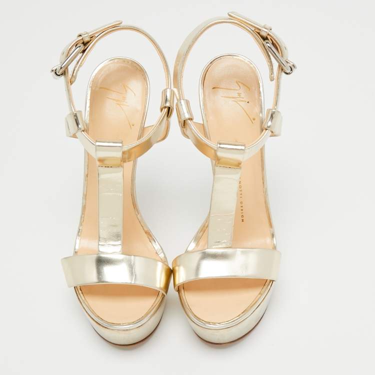 Pre Owned Giuseppe Zanotti Metallic Gold Leather Heelless Platform Sandals Size 39