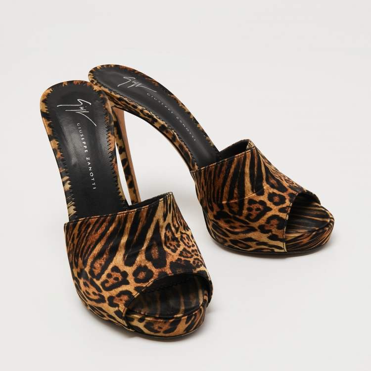 Pre Owned Giuseppe Zanotti Brown Fabric Tiger Print Slide Sandals Size 38