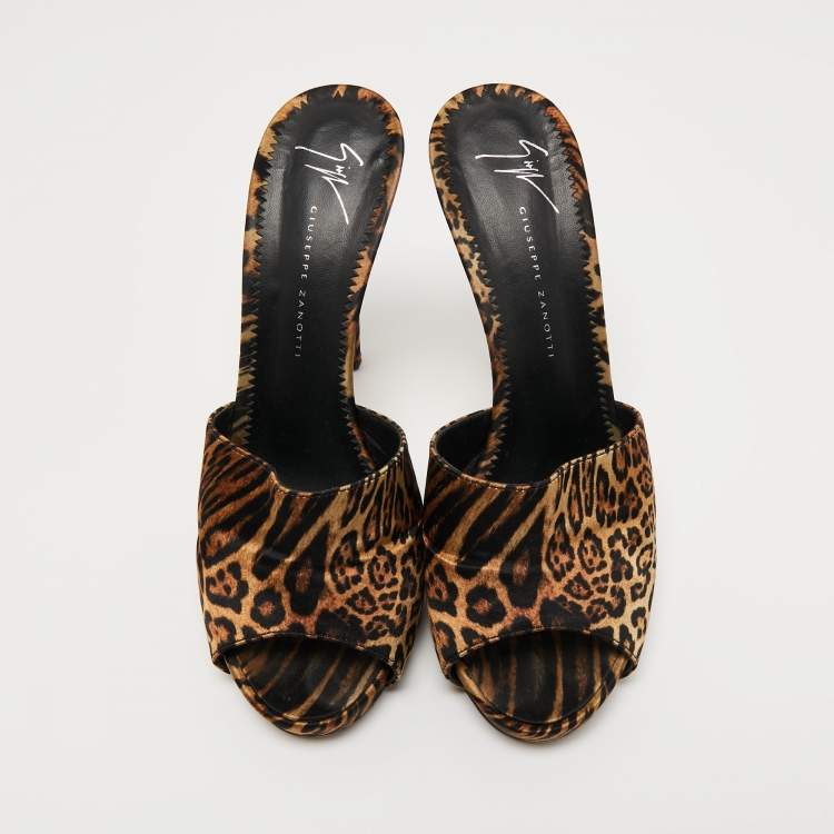 Pre Owned Giuseppe Zanotti Brown Fabric Tiger Print Slide Sandals Size 38