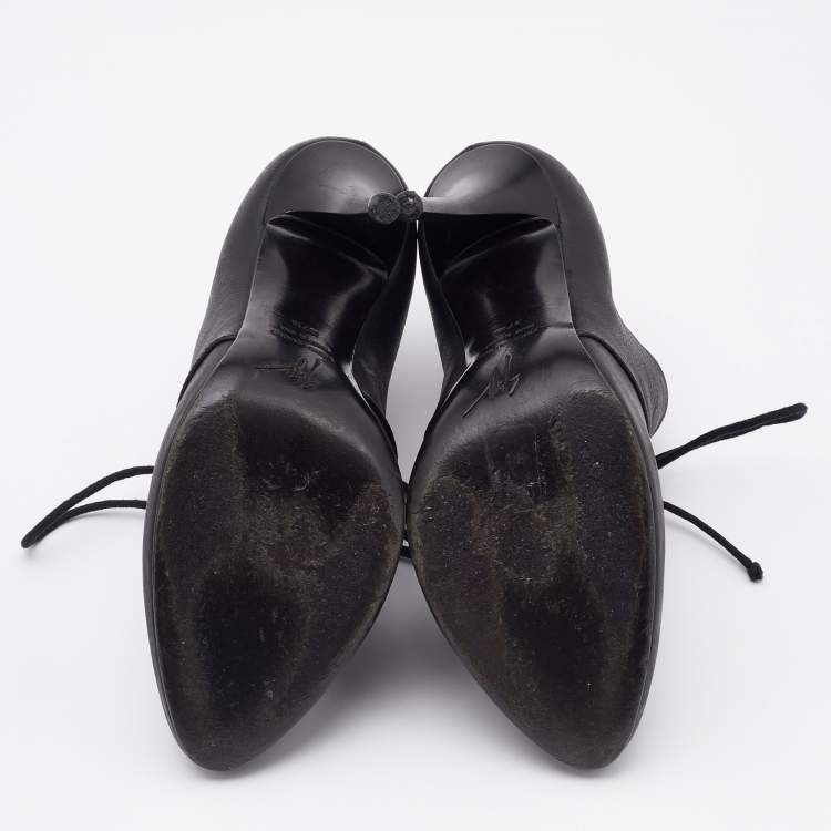 Pre Owned Giuseppe Zanotti Black Leather Lace Up Booties Size 37.5