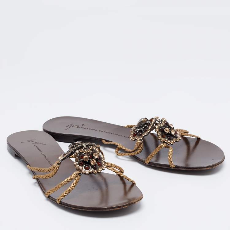 Pre Owned Giuseppe Zanotti Gold Leather Embellished Slide Sandals Size 39