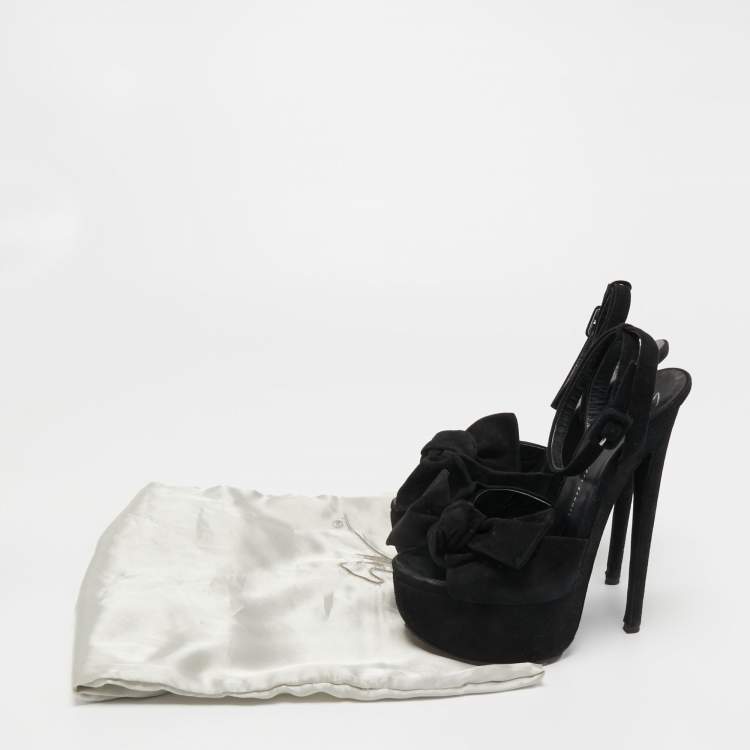 مملوكة مسبقًا Giuseppe Zanotti Black Suede Platform Ankle Strap Sandals Size 38