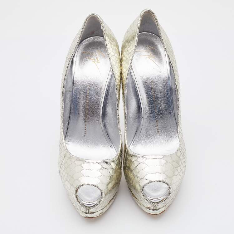 Pre Owned Giuseppe Zanotti Silver Python Embossed Leather Peep Toe Platform Pumps Size 38.5