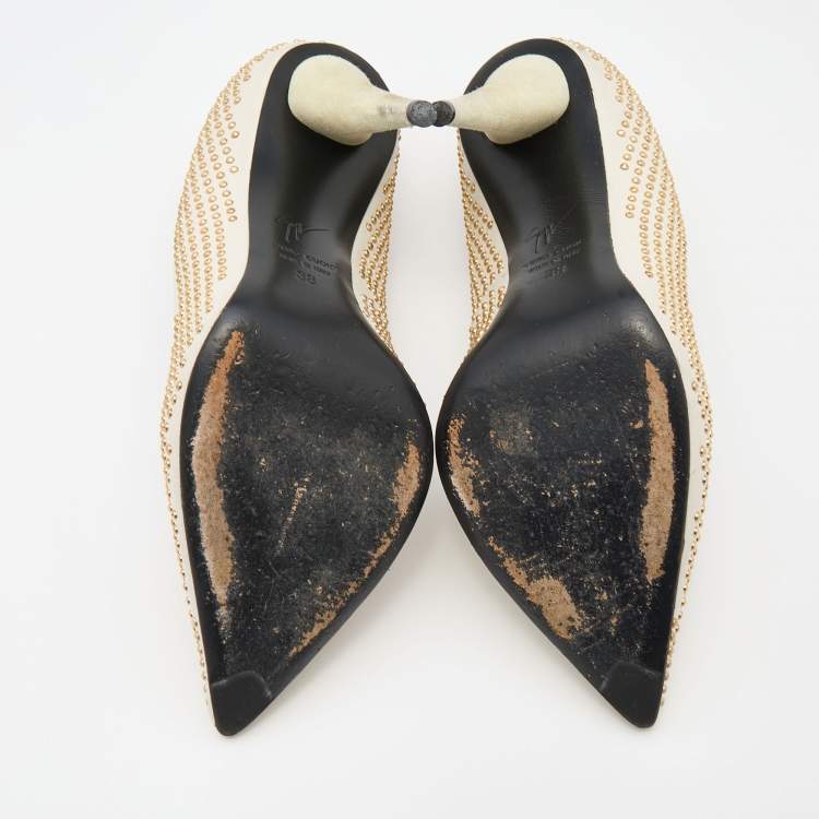 Pre Owned Giuseppe Zanotti Off White Leather Ester Embellished Pumps Size 38