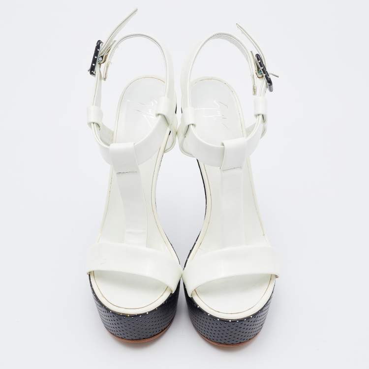 Pre Owned Giuseppe Zanotti White Patent Leather Heel Less T-Strap Platform Sandals Size 37
