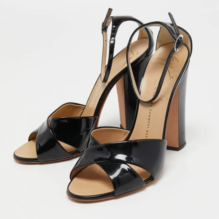 Pre Owned Giuseppe Zanotti Black Patent Leather Crisscross Ankle Strap Sandals Size 39