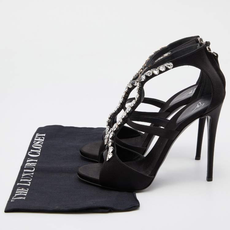 Pre Owned Giuseppe Zanotti Black Leather Crystal Embellished Pumps Size 38