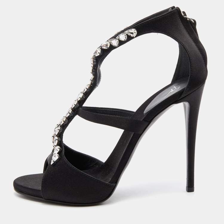 Pre Owned Giuseppe Zanotti Black Leather Crystal Embellished Pumps Size 38