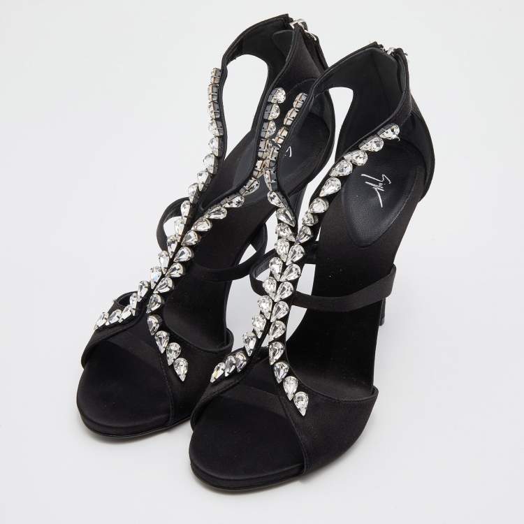 Pre Owned Giuseppe Zanotti Black Leather Crystal Embellished Pumps Size 38