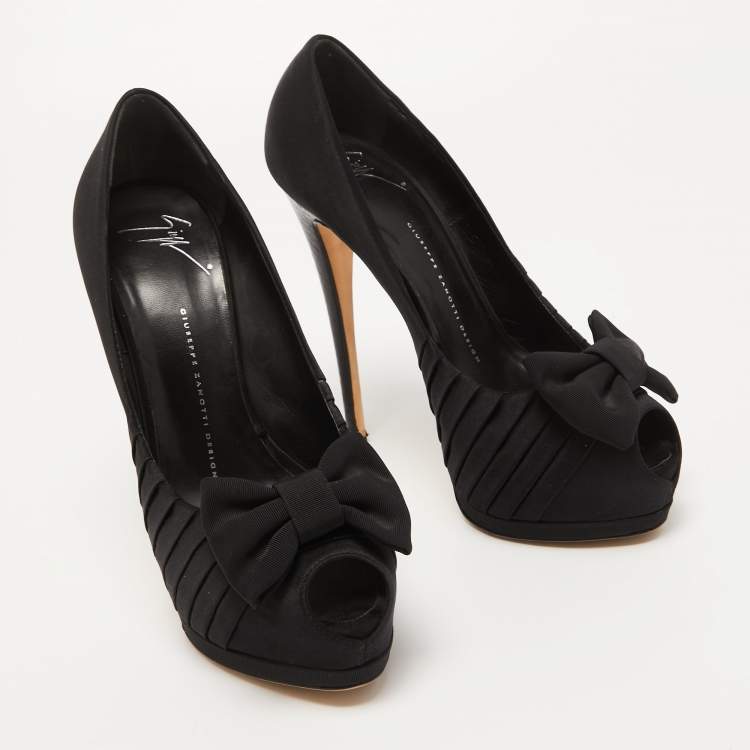 Pre Owned Giuseppe Zanotti Black Satin Bow Peep Toe Platform Pumps Size 39.5