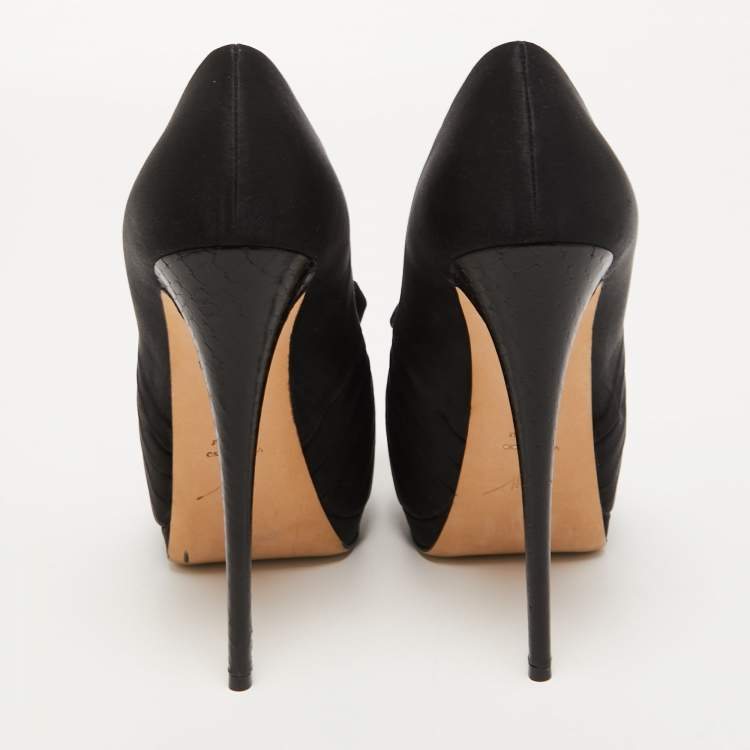 Pre Owned Giuseppe Zanotti Black Satin Bow Peep Toe Platform Pumps Size 39.5