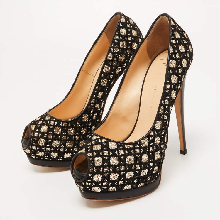 مملوكة مسبقًا Giuseppe Zanotti Black/Gold Lace and Glitter Sharon Peep Toe Pumps Size 38.5