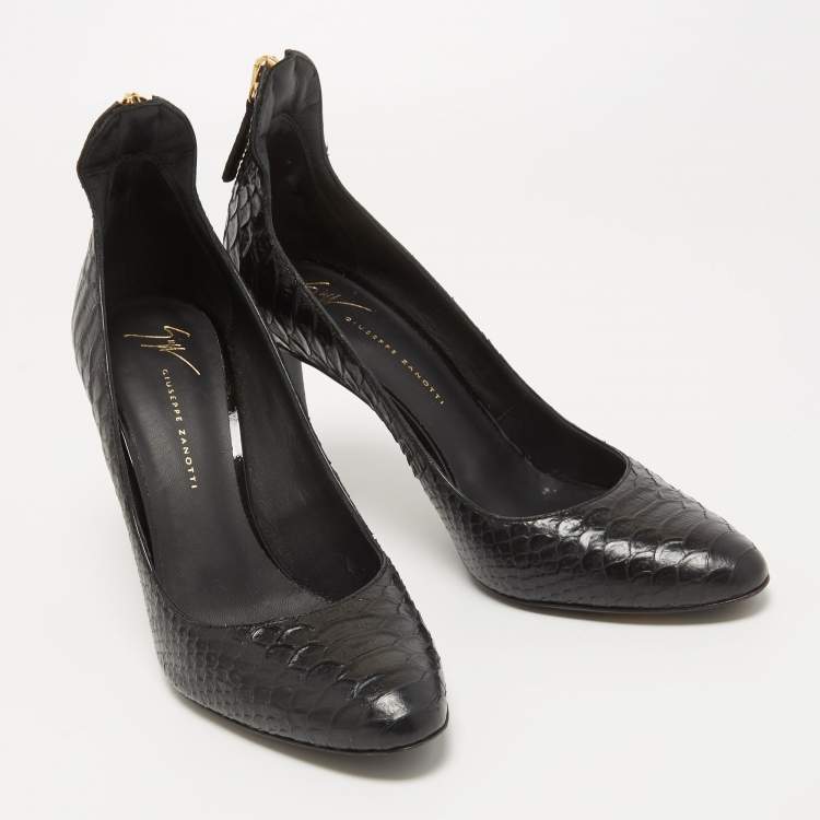 مملوكة مسبقًا Giuseppe Zanotti Black Python Embossed Leather Zip Embellished Pumps Size 40