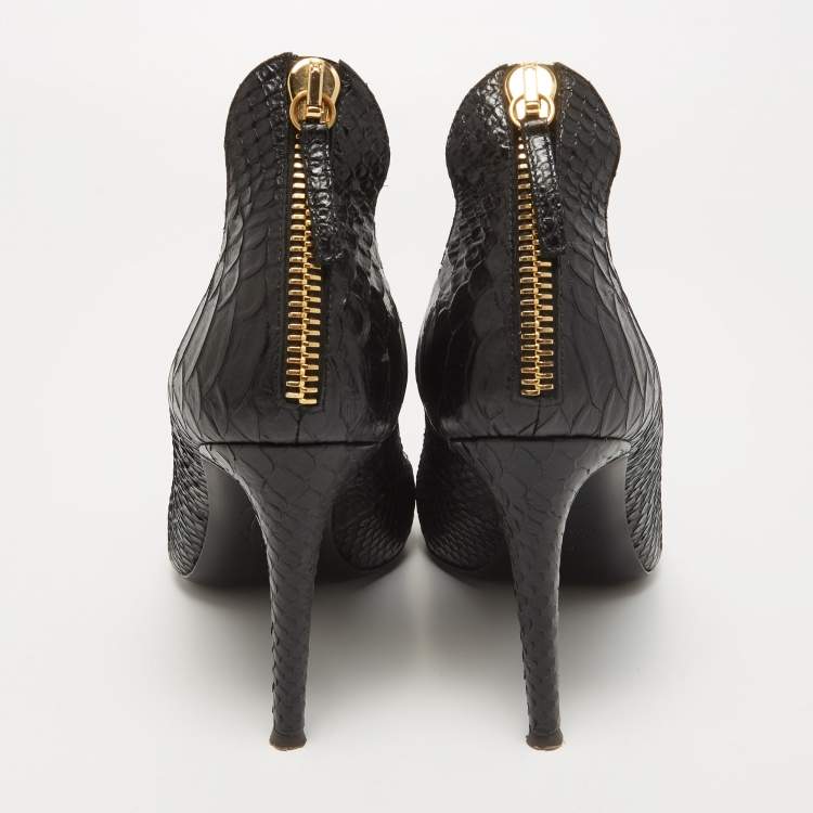 مملوكة مسبقًا Giuseppe Zanotti Black Python Embossed Leather Zip Embellished Pumps Size 40