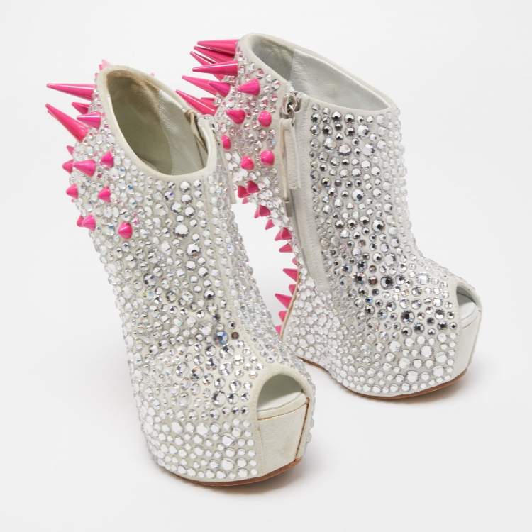 Pre Owned Guiseppe Zanotti Grey Suede Crystal and Spiked Embellished Booties Size 35