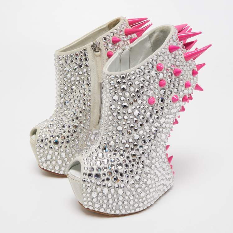 Pre Owned Guiseppe Zanotti Grey Suede Crystal and Spiked Embellished Booties Size 35