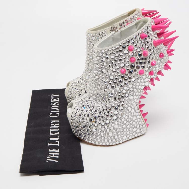 Pre Owned Guiseppe Zanotti Grey Suede Crystal and Spiked Embellished Booties Size 35