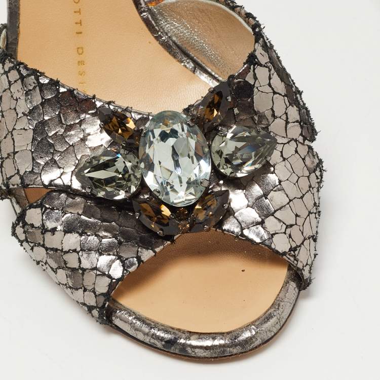 Pre Owned Giuseppe Zanotti Silver Python Leather Embossed Slide Sandals Size 35.5