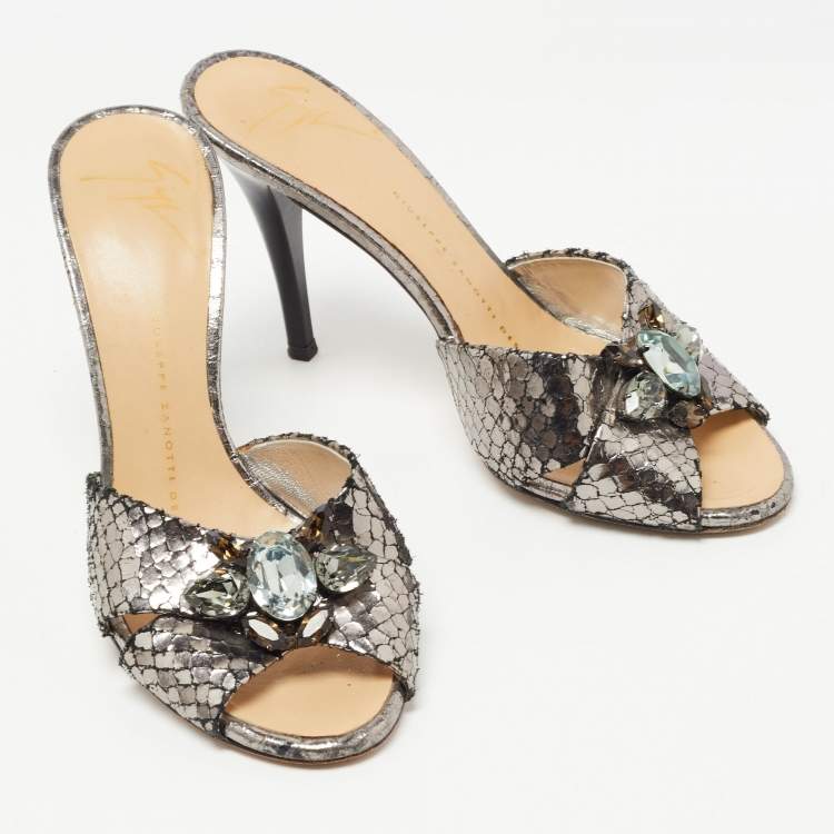 Pre Owned Giuseppe Zanotti Silver Python Leather Embossed Slide Sandals Size 35.5