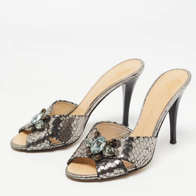 Pre Owned Giuseppe Zanotti Silver Python Leather Embossed Slide Sandals Size 35.5